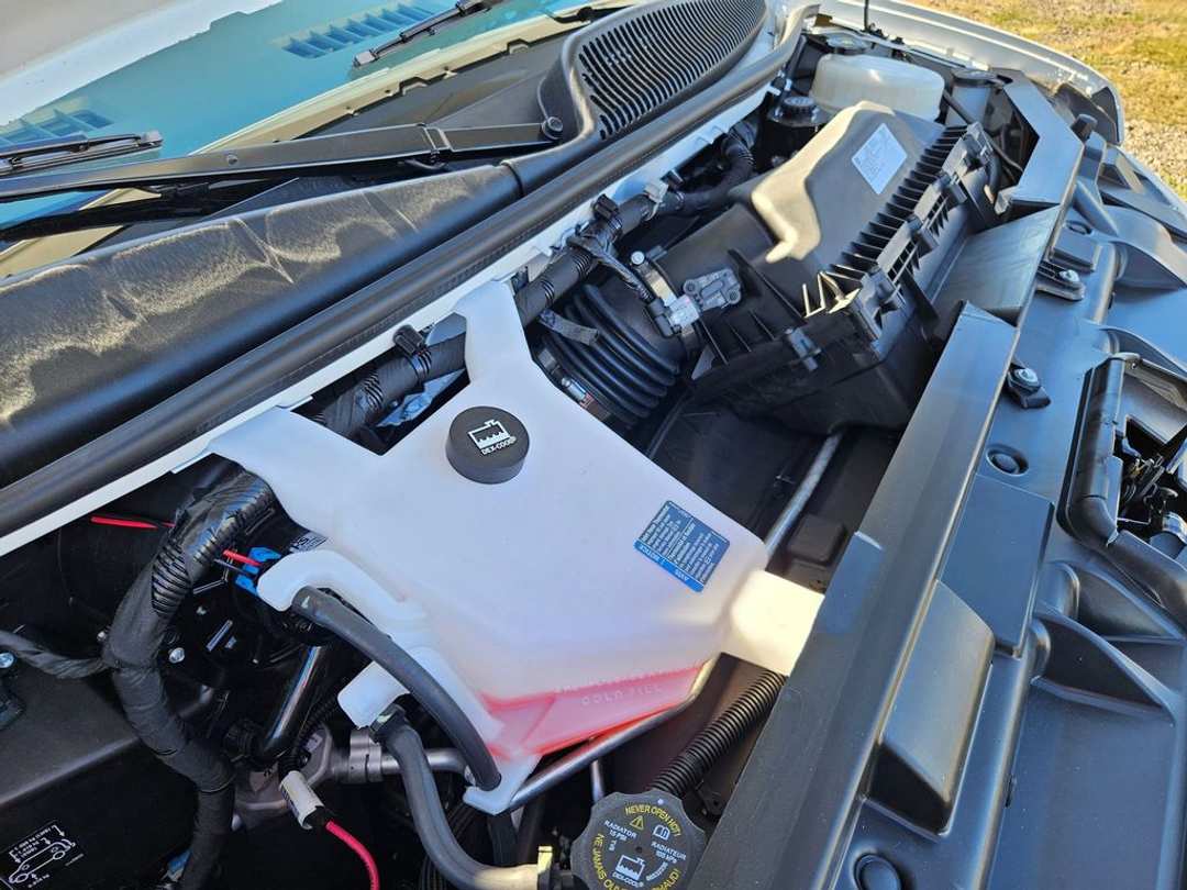 2025 Chevrolet Express 2500 Work - Image 39