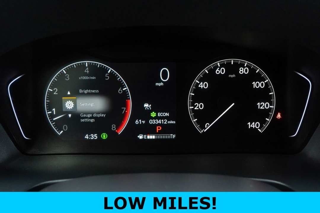 2023 Honda Pilot LX - Image 3