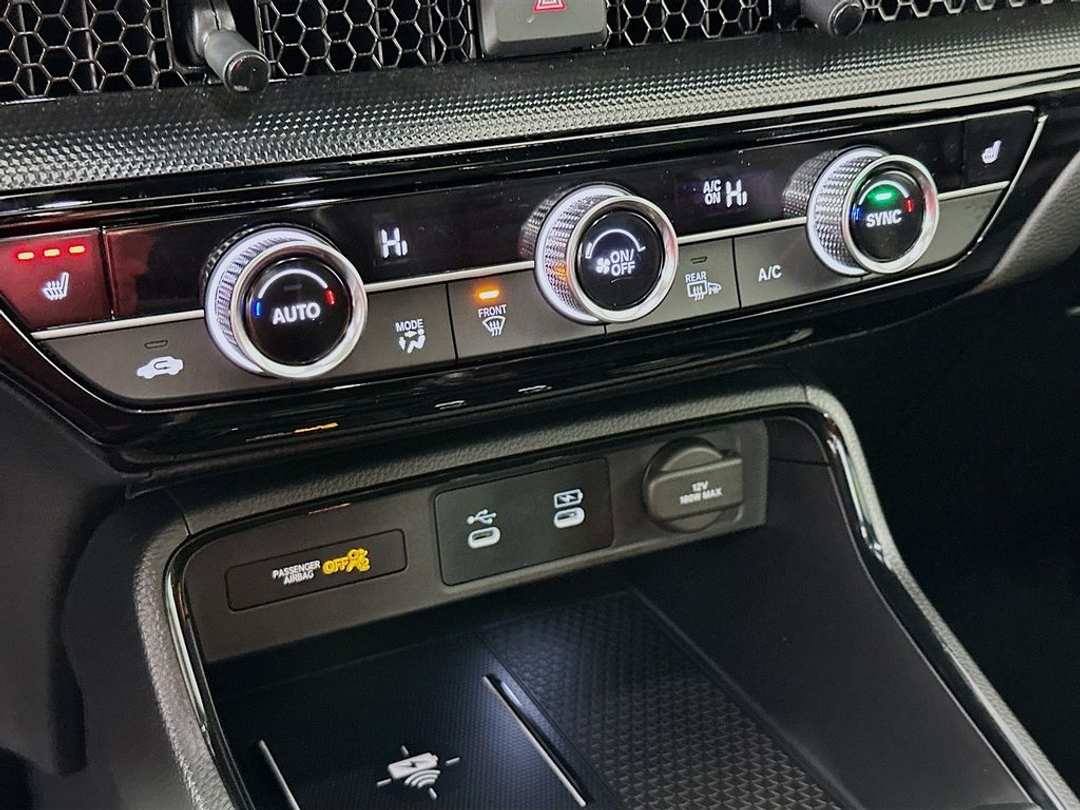 2026 Honda CR-V Sport Touring - Image 16