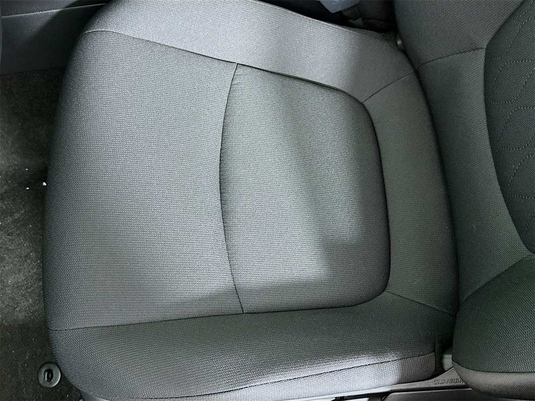 2026 Toyota Corolla Cross LE - Image 19