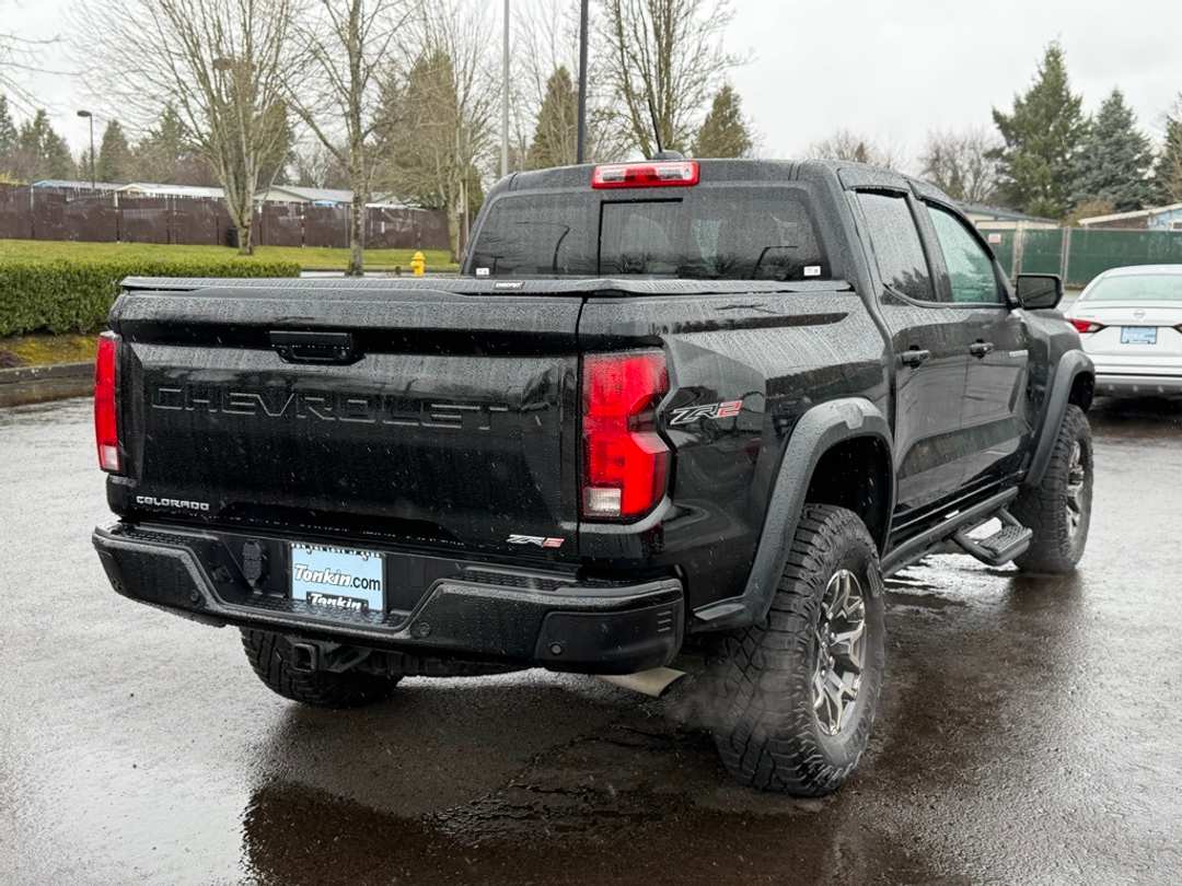 2024 Chevrolet Colorado ZR2 - Image 8