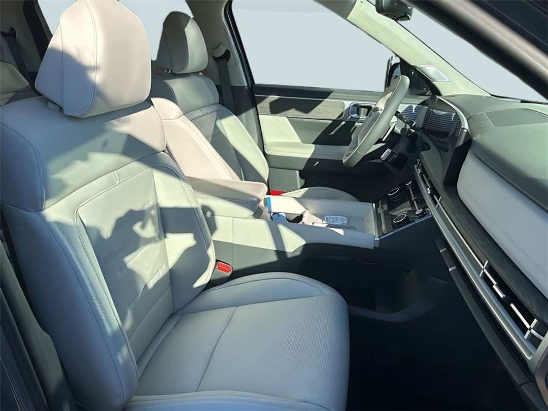 2026 Hyundai Santa Fe Calligraphy - Image 10