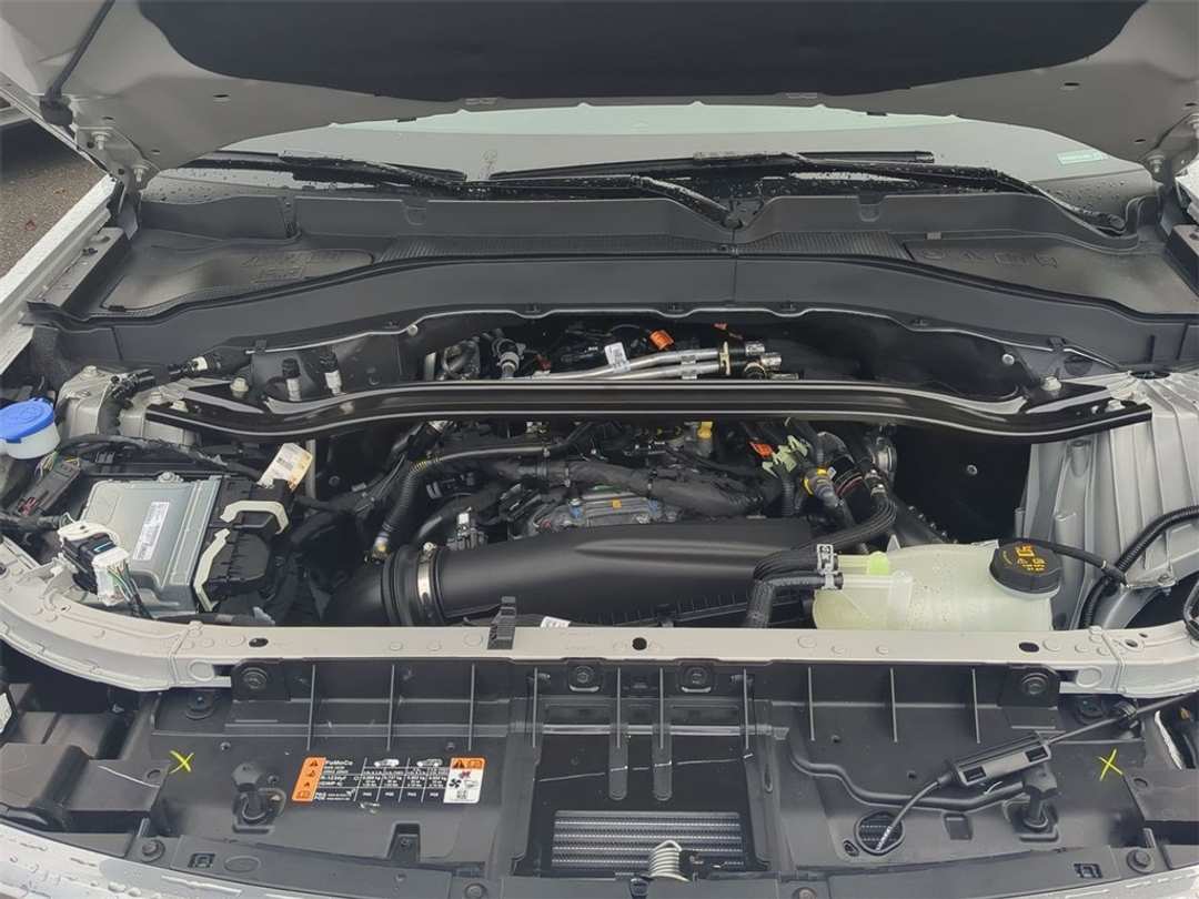 2026 Ford Explorer Platinum - Image 34