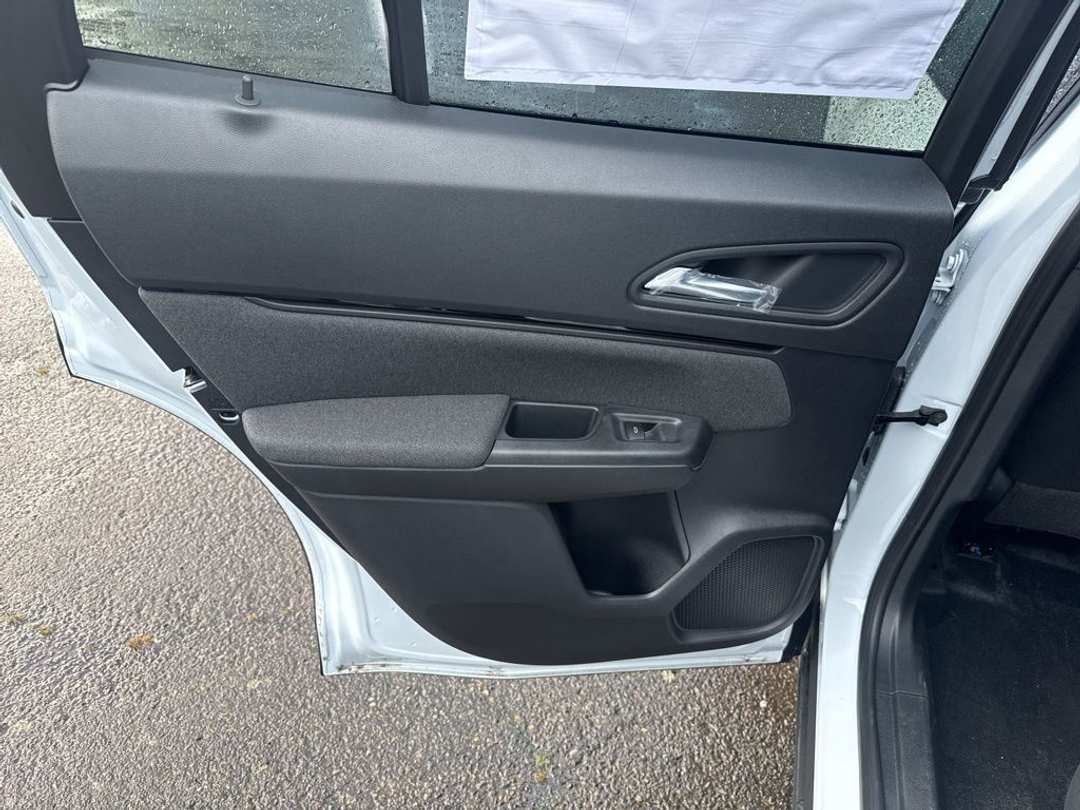 2026 Honda Prologue EX - Image 14