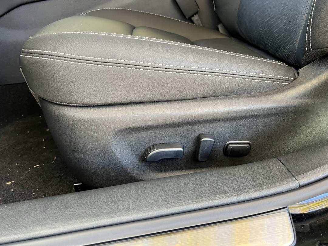 2025 Nissan Altima 2.5 SL - Image 12