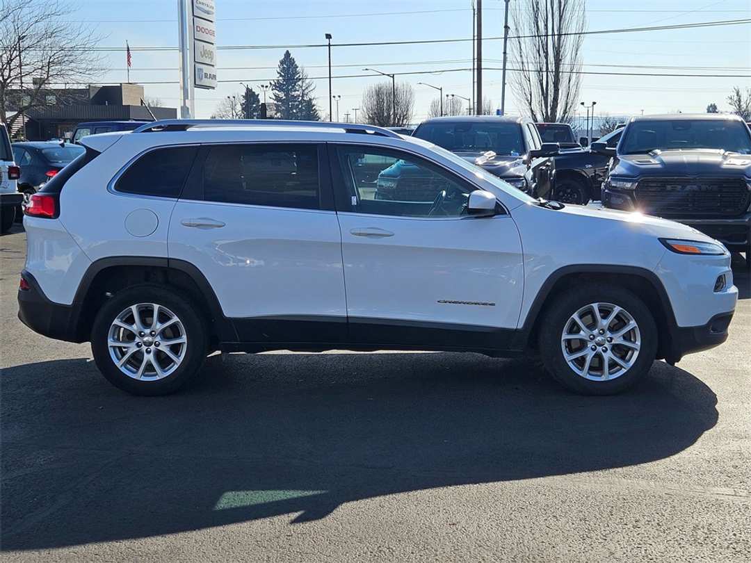 2018 Jeep Cherokee Latitude - Image 7