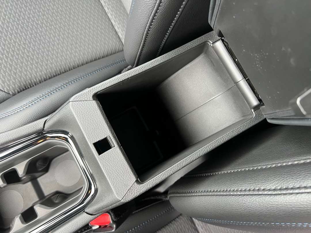 2026 Jeep Compass Latitude - Image 23