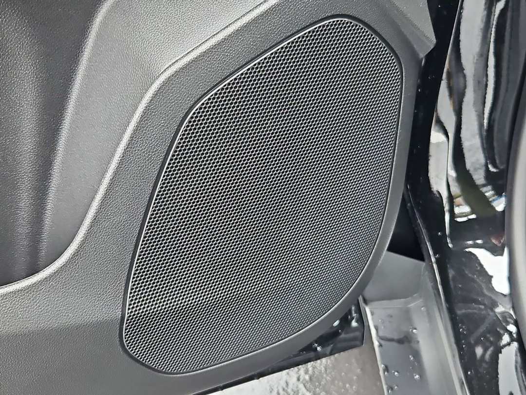 2025 Chevrolet Trax 1RS - Image 12