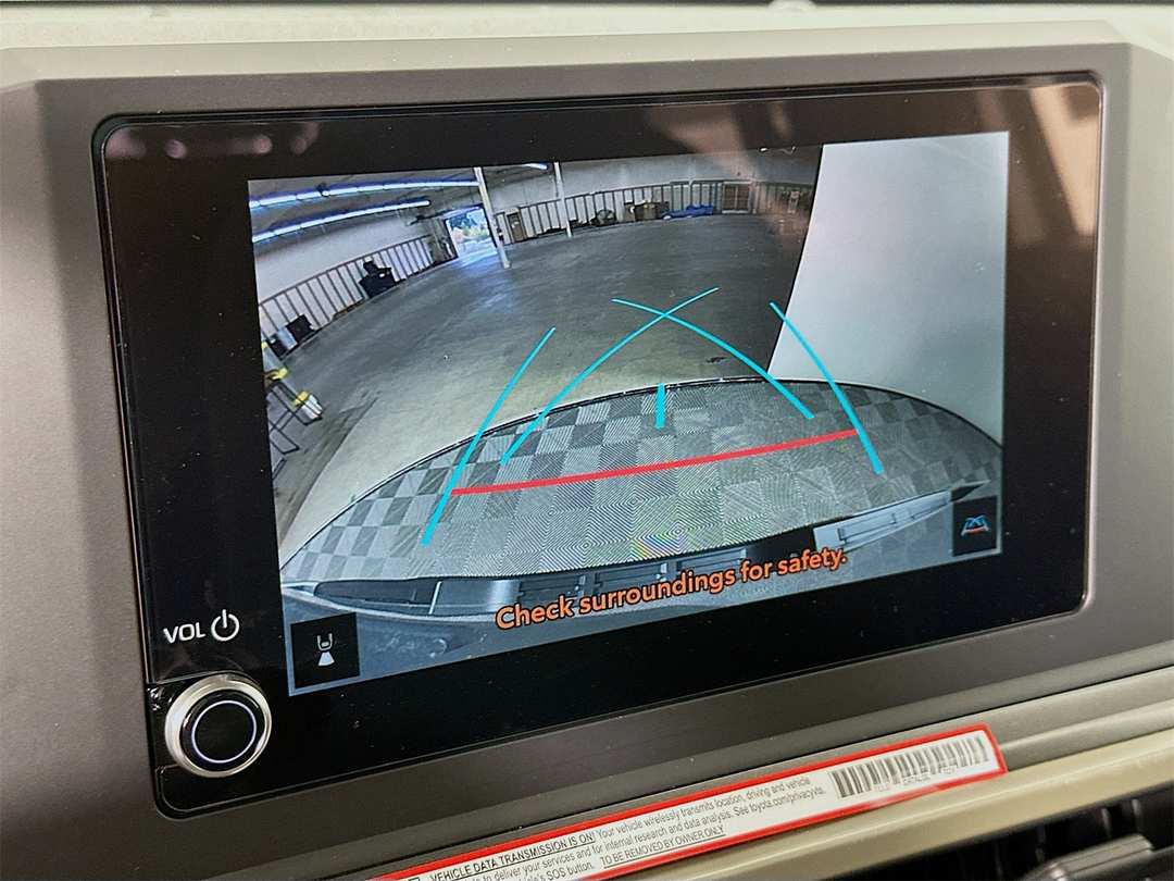 2025 Toyota Tacoma SR5 - Image 13