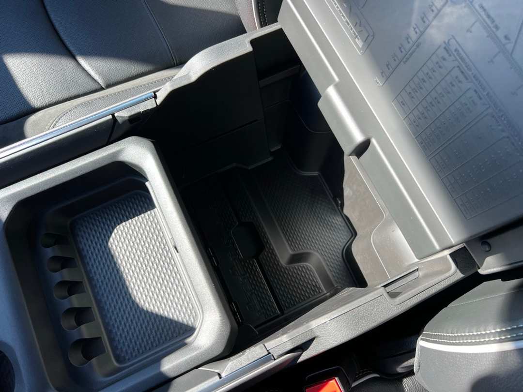 2026 Ram 3500 Laramie - Image 24