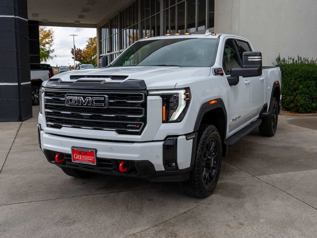 2026 GMC Sierra 2500Hd AT4 - Image 3