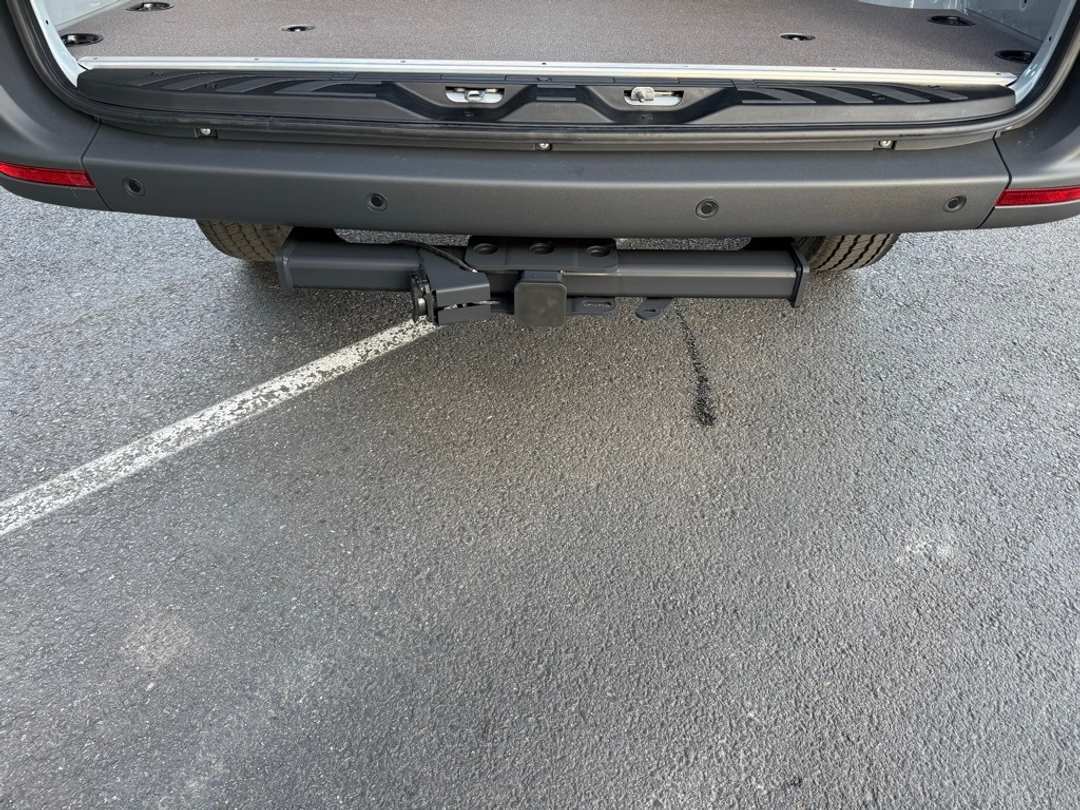 2025 Mercedes-Benz Sprinter 2500 Cargo 144 WB - Image 10