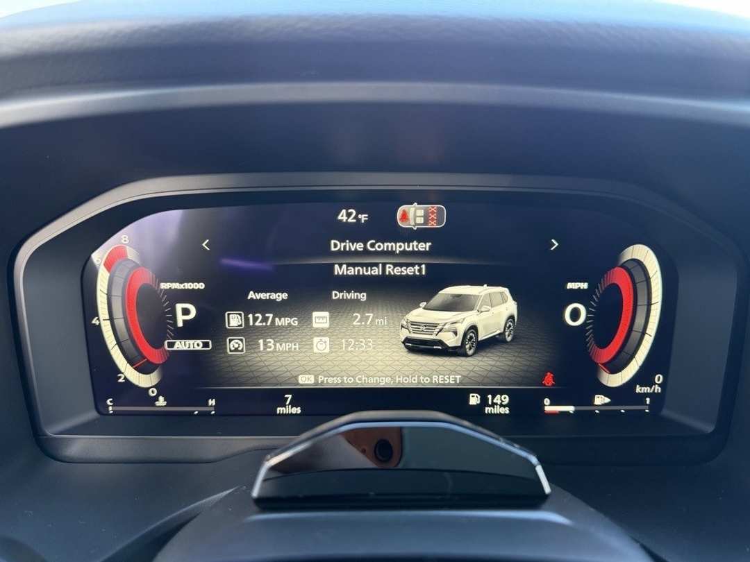 2026 Nissan Rogue Platinum - Image 23