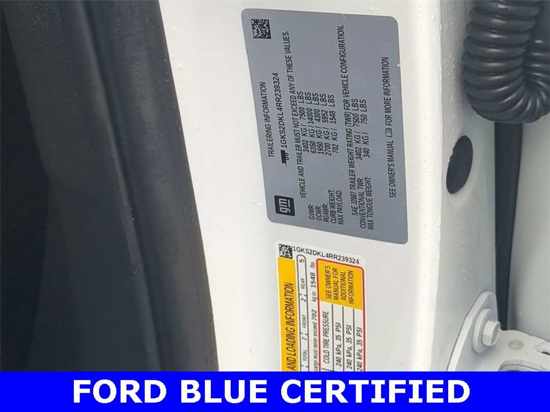 2024 GMC Yukon Denali - Image 36