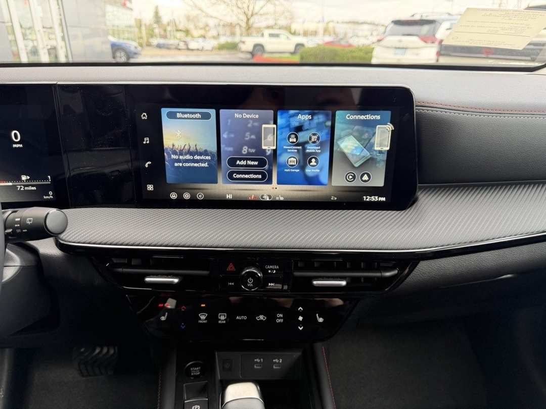 2026 Nissan Kicks SR - Image 21