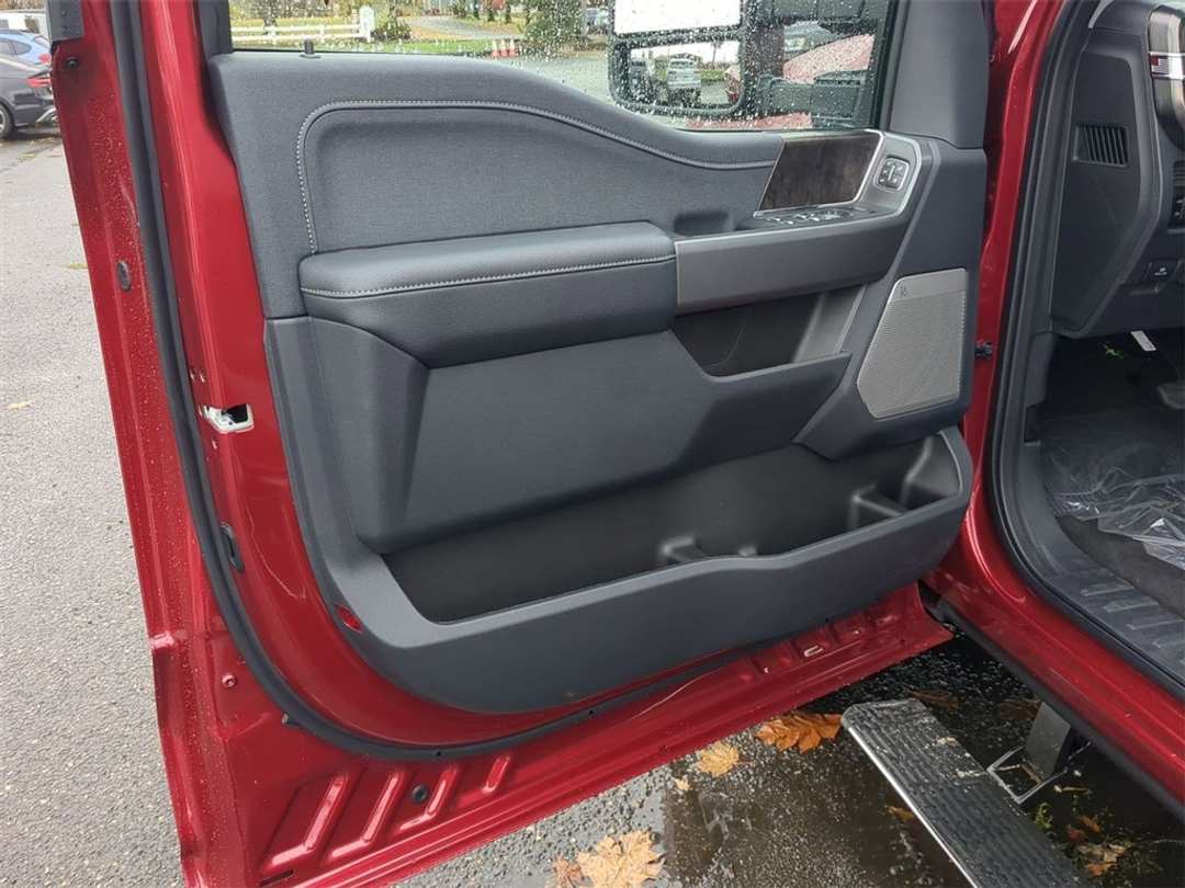 2026 Ford F-350Sd Lariat - Image 9