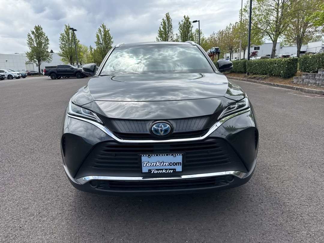 2021 Toyota Venza XLE - Image 2