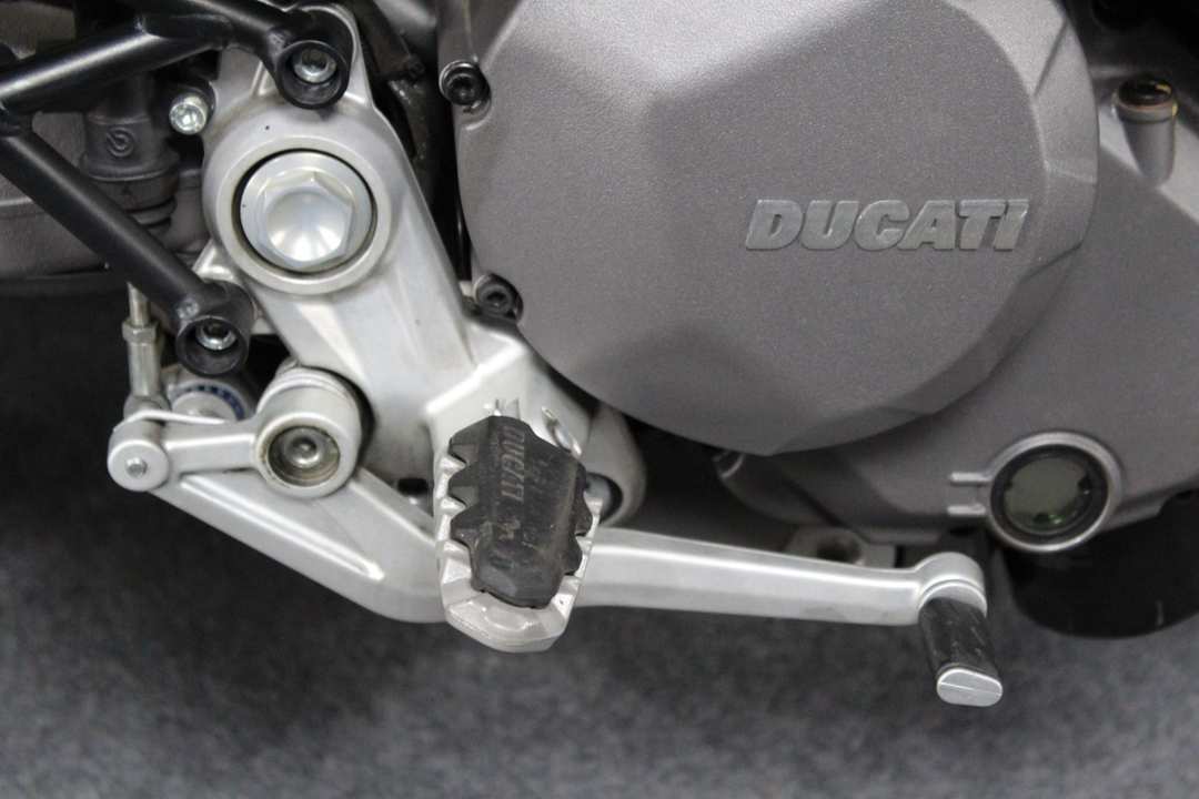 2022 Ducati Hypermotard 950 - Image 12