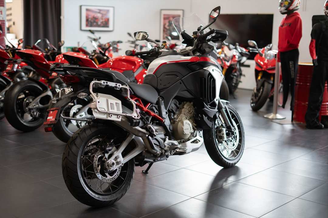 2025 Ducati Multistrada V4 Rally Adventure Travel & Radar - Image 12