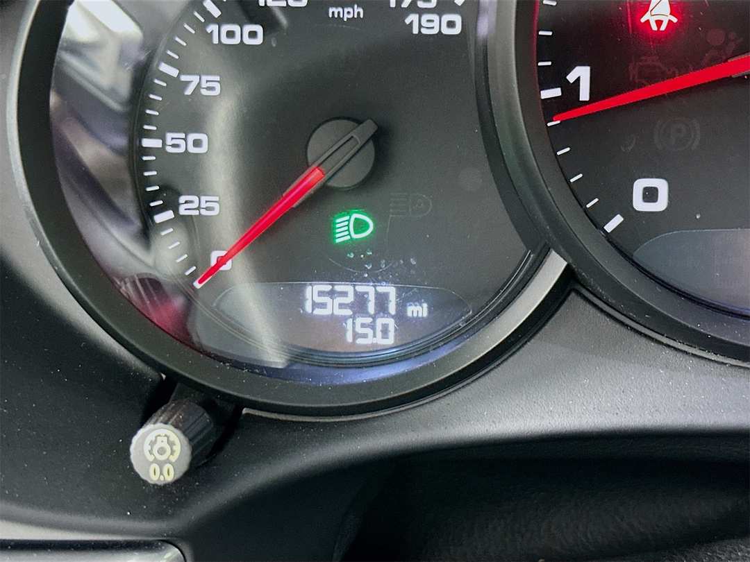 2018 Porsche 718 Cayman GTS - Image 12