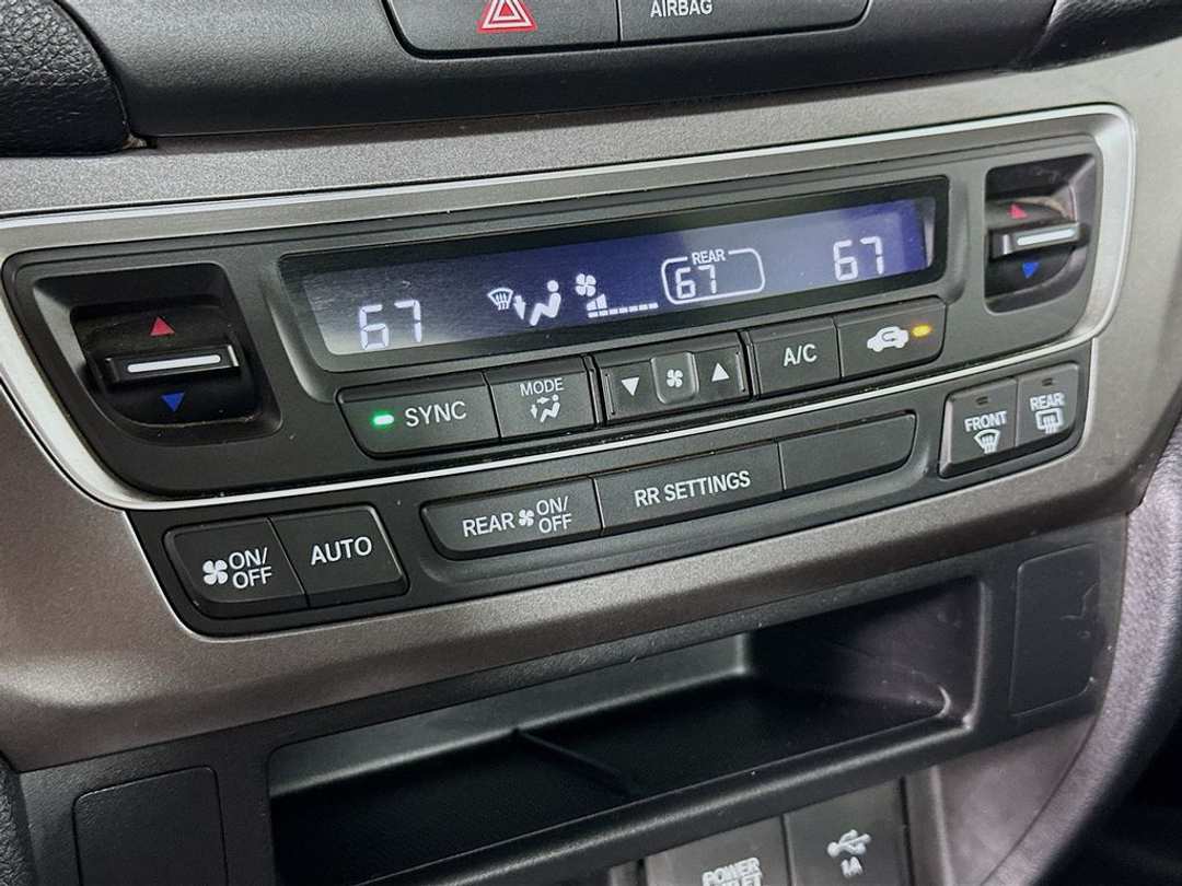 2019 Honda Ridgeline Sport - Image 16