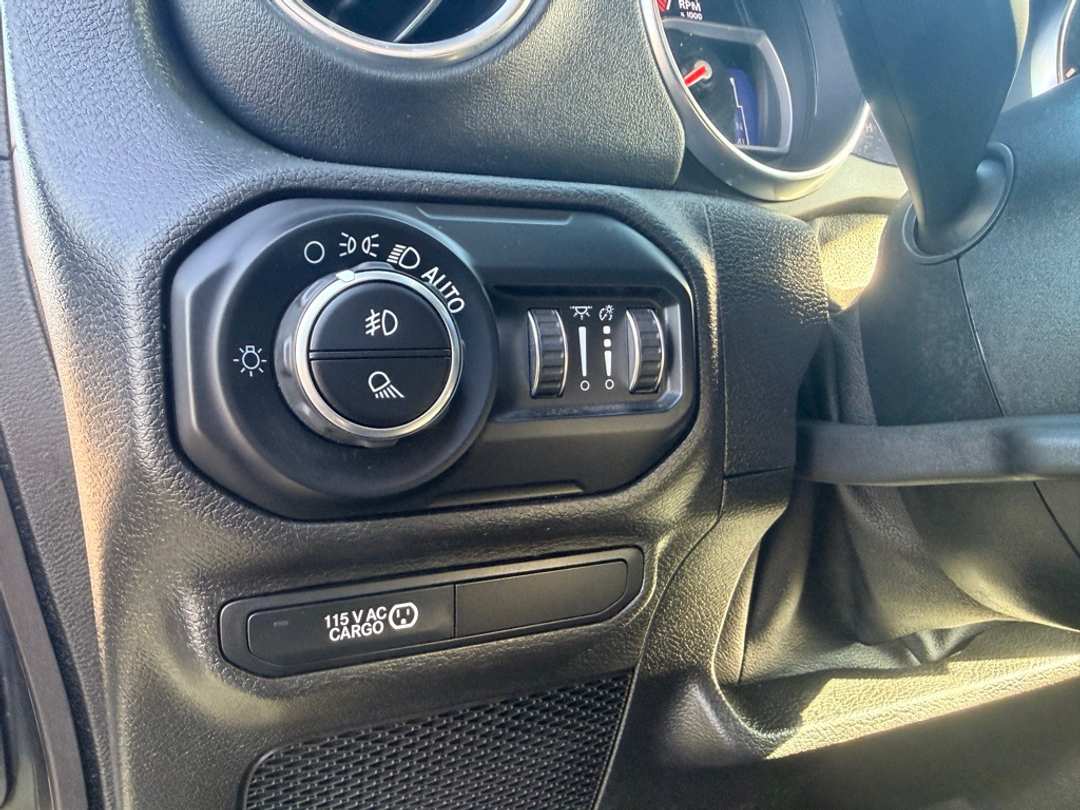 2020 Jeep Gladiator Rubicon - Image 33