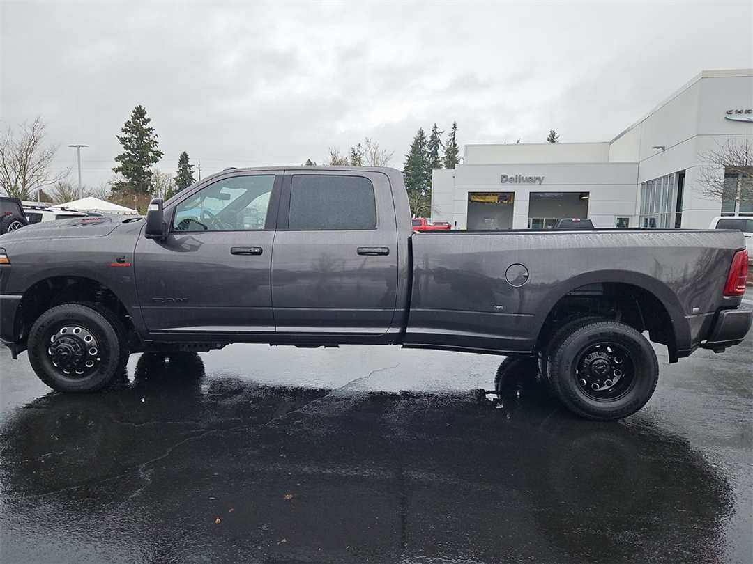 2025 Ram 3500 Laramie - Image 3