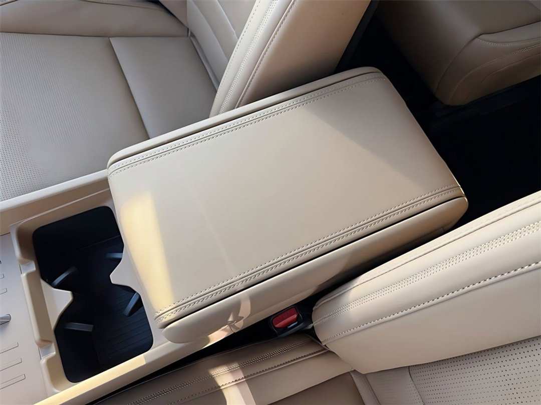 2026 Hyundai Santa Fe Calligraphy - Image 28