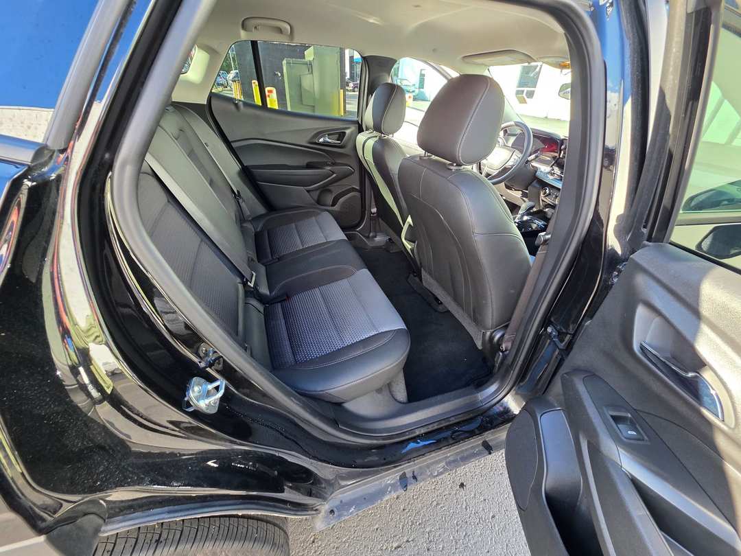 2025 Chevrolet Trax LT - Image 14