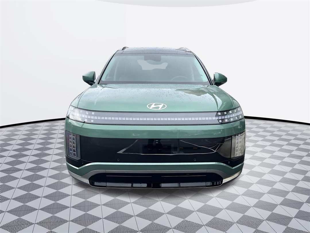 2026 Hyundai Ioniq 9 Performance Calligraphy - Image 2