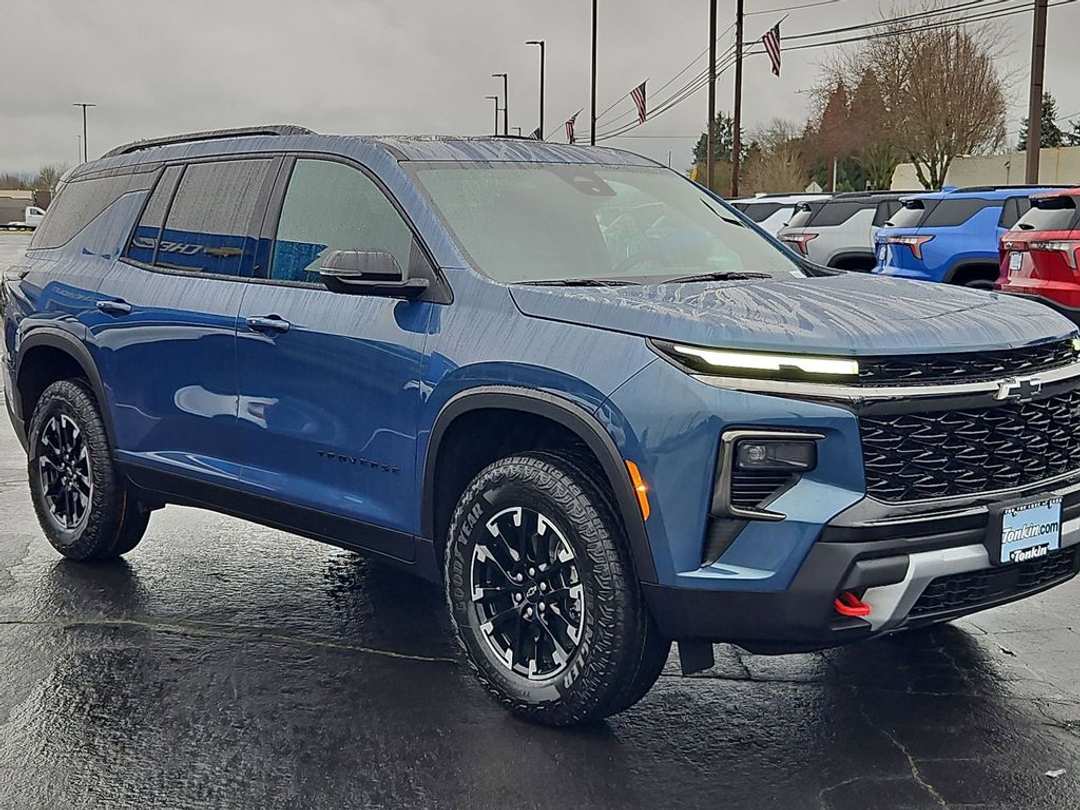 2026 Chevrolet Traverse Z71 - Image 8