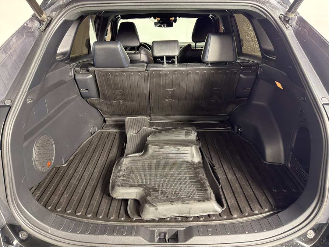 2021 Toyota Rav4 XSE - Image 23