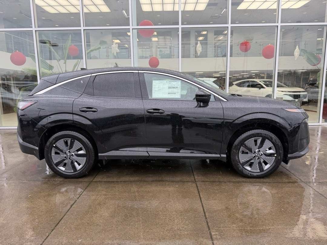 2026 Nissan Murano SL - Image 8