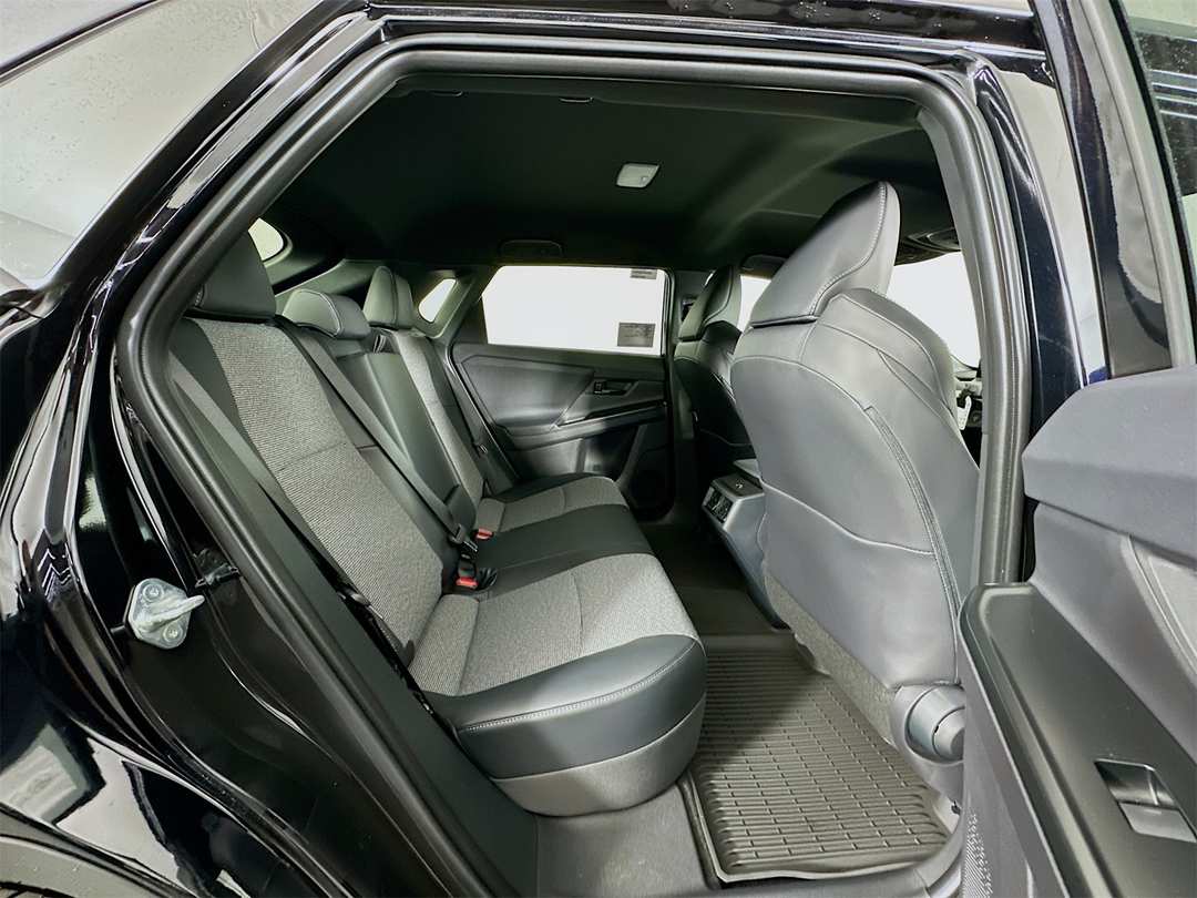 2026 Toyota Bz XLE Plus - Image 27