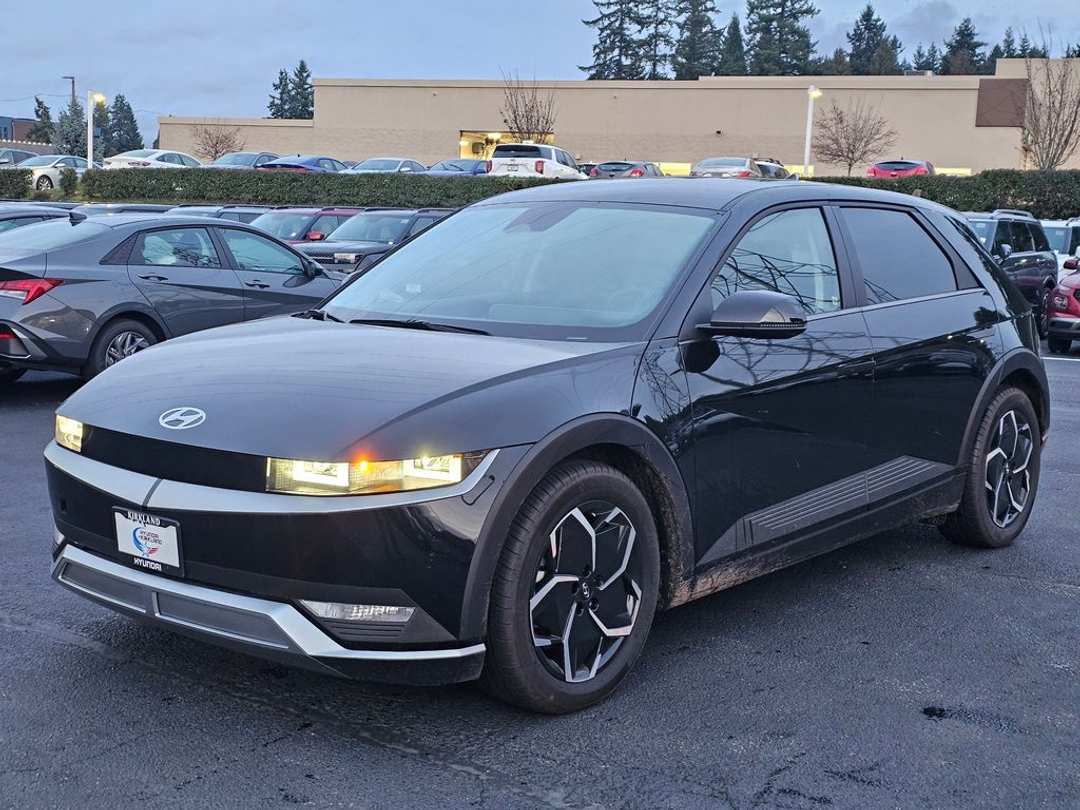 2023 Hyundai Ioniq 5 SE - Image 3