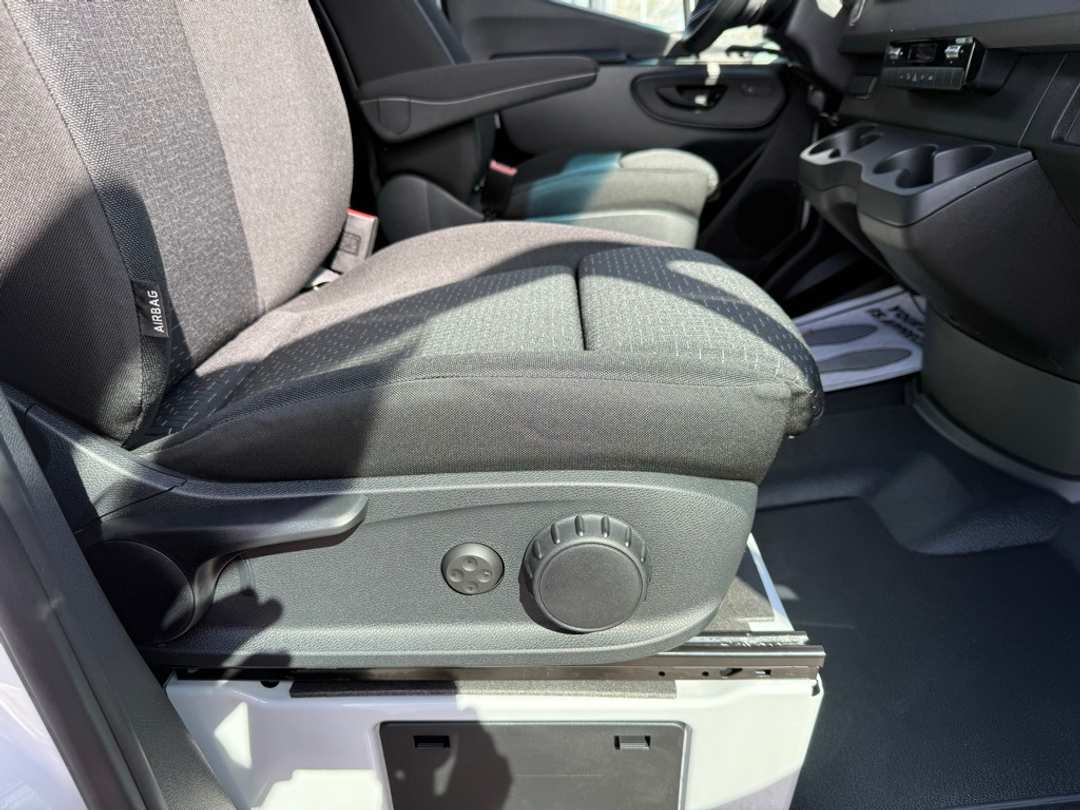 2025 Mercedes-Benz Sprinter 3500 Cargo 170 WB - Image 17