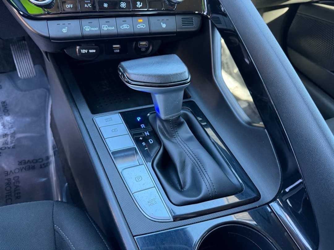 2023 Hyundai Elantra SEL - Image 26