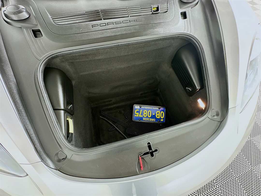 2018 Porsche 718 Cayman GTS - Image 27