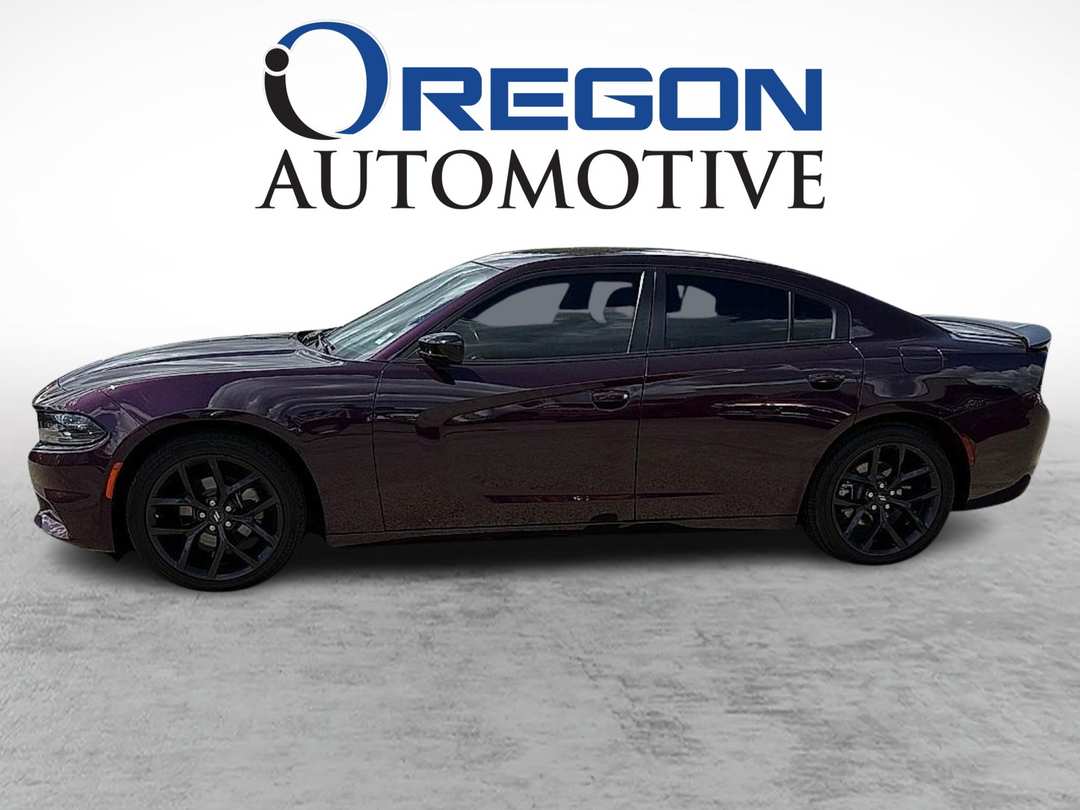 2021 Dodge Charger SXT - Image 2