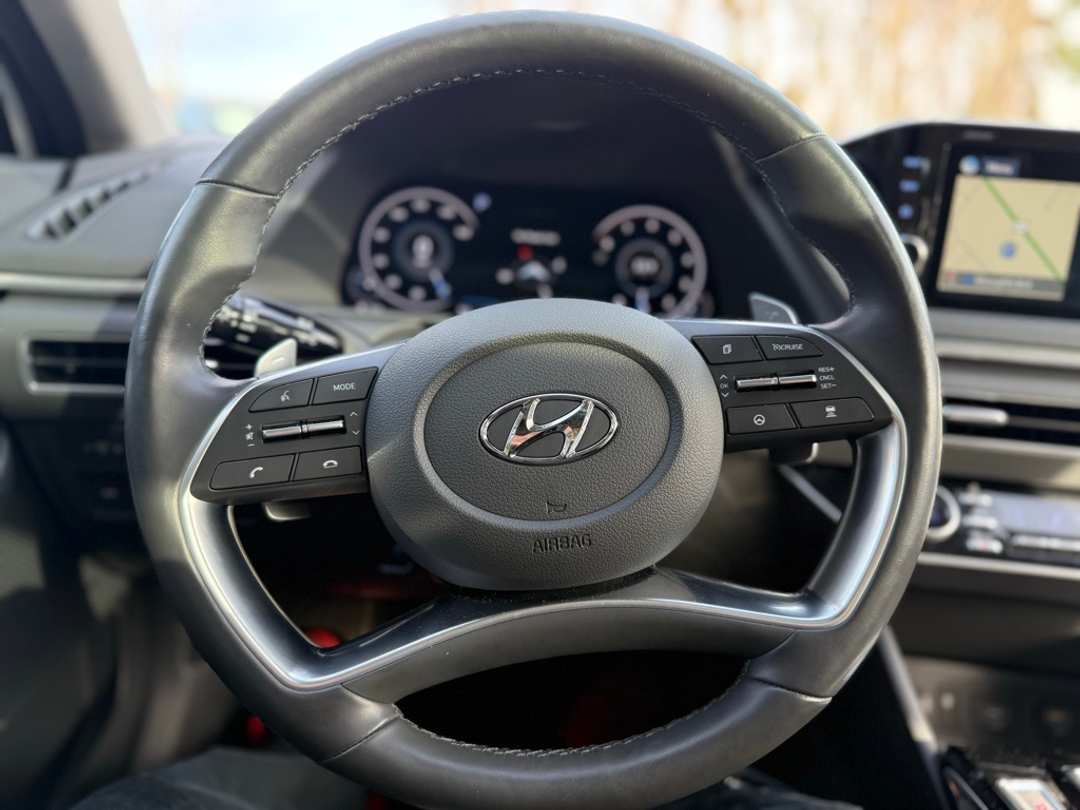 2021 Hyundai Sonata Limited - Image 33