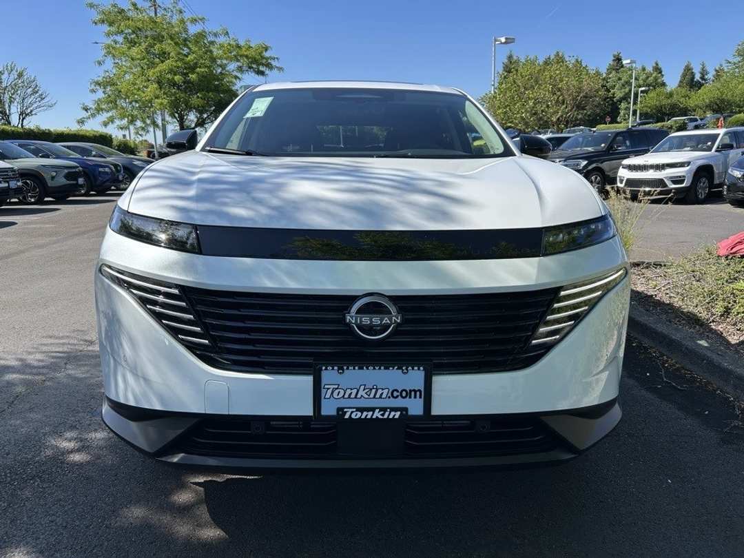 2025 Nissan Murano SL - Image 2