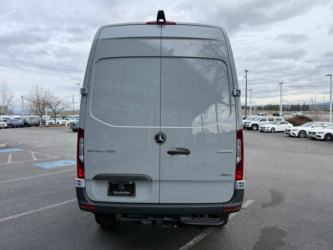 2026 Mercedes-Benz Sprinter 2500 Cargo 144 WB - Image 4