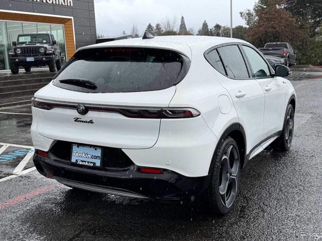 2026 Alfa Romeo Tonale Sport Speciale - Image 8