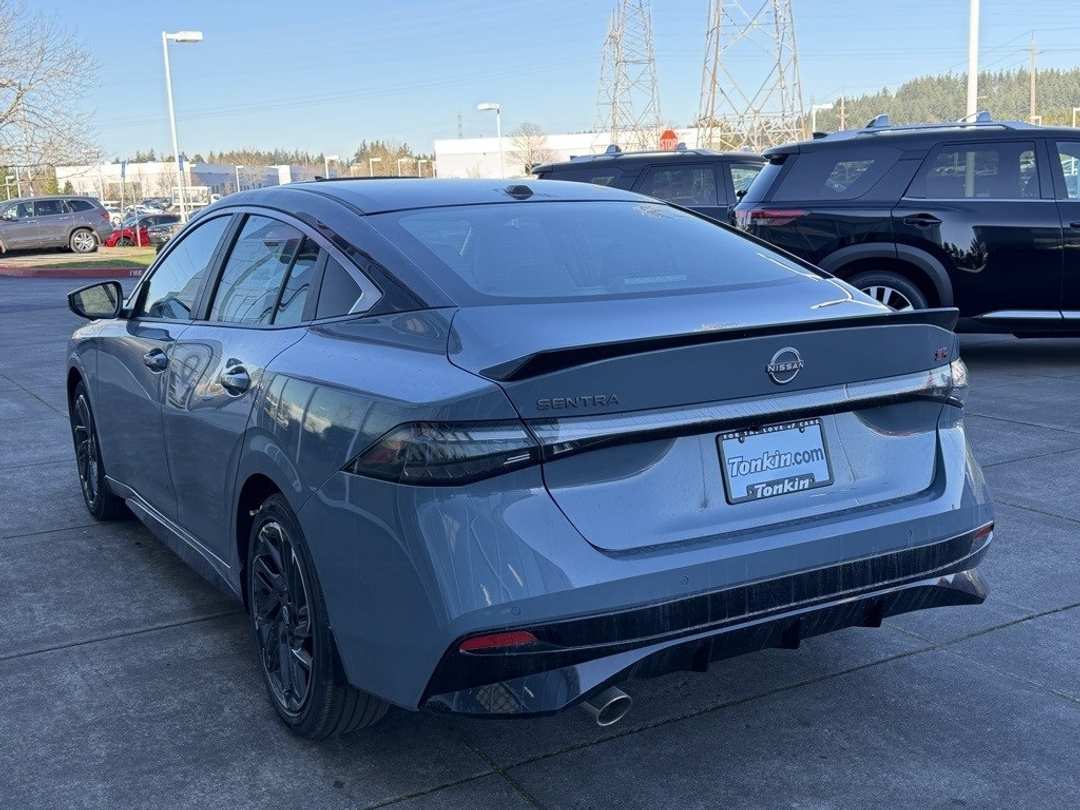 2026 Nissan Sentra SR - Image 5