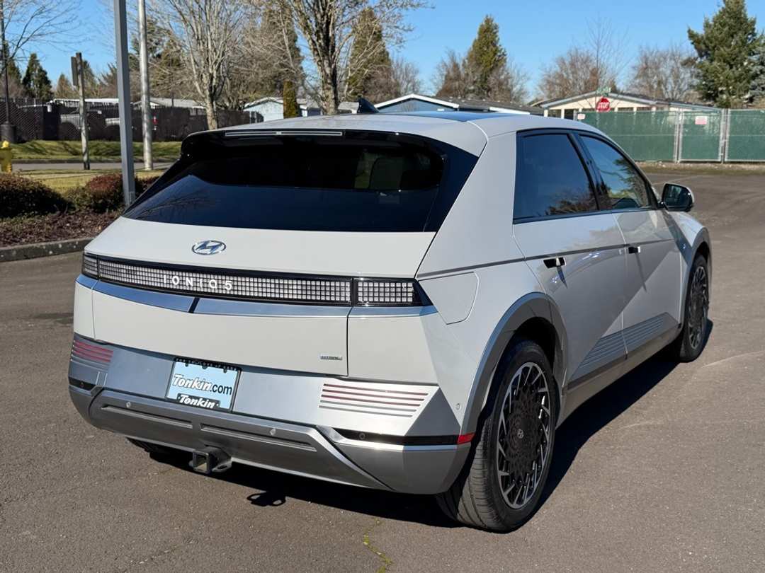 2024 Hyundai Ioniq 5 Limited - Image 8