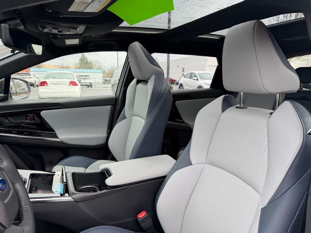 2023 Subaru Solterra Touring - Image 16