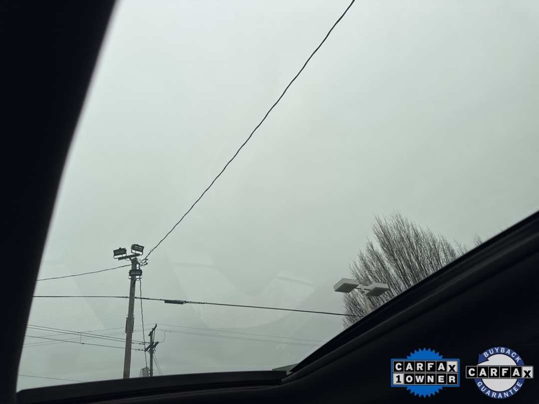 2023 Genesis G70 2.0T - Image 26