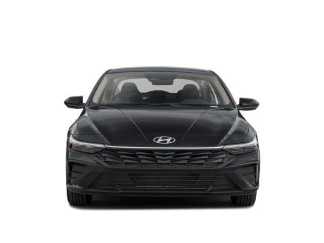 2026 Hyundai Elantra SEL Sport - Image 4