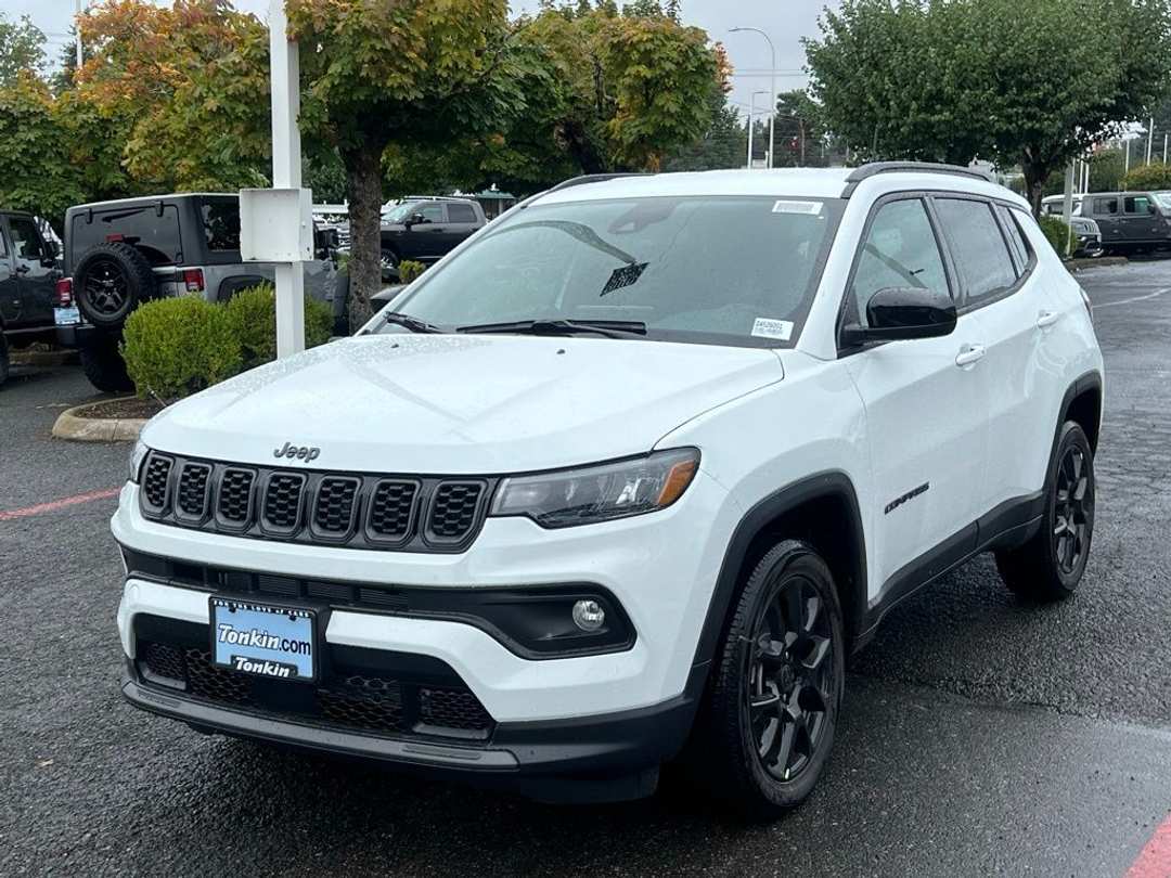 2026 Jeep Compass Latitude - Image 3