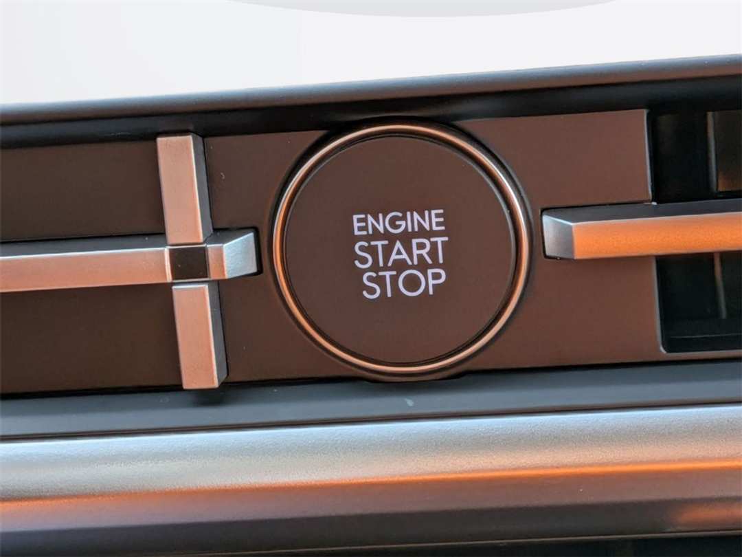 2026 Hyundai Santa Fe SEL - Image 17